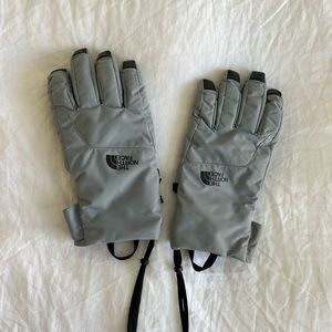 The north face men’s ski gloves